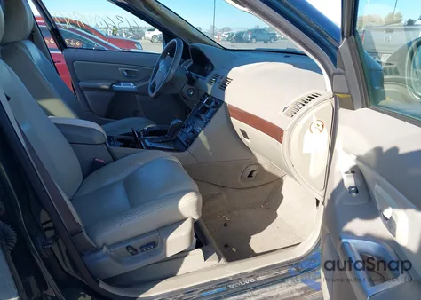 2003 Volvo Xc90 T6 z USA, uszkodzony, nr VIN YV1CM91H631006064